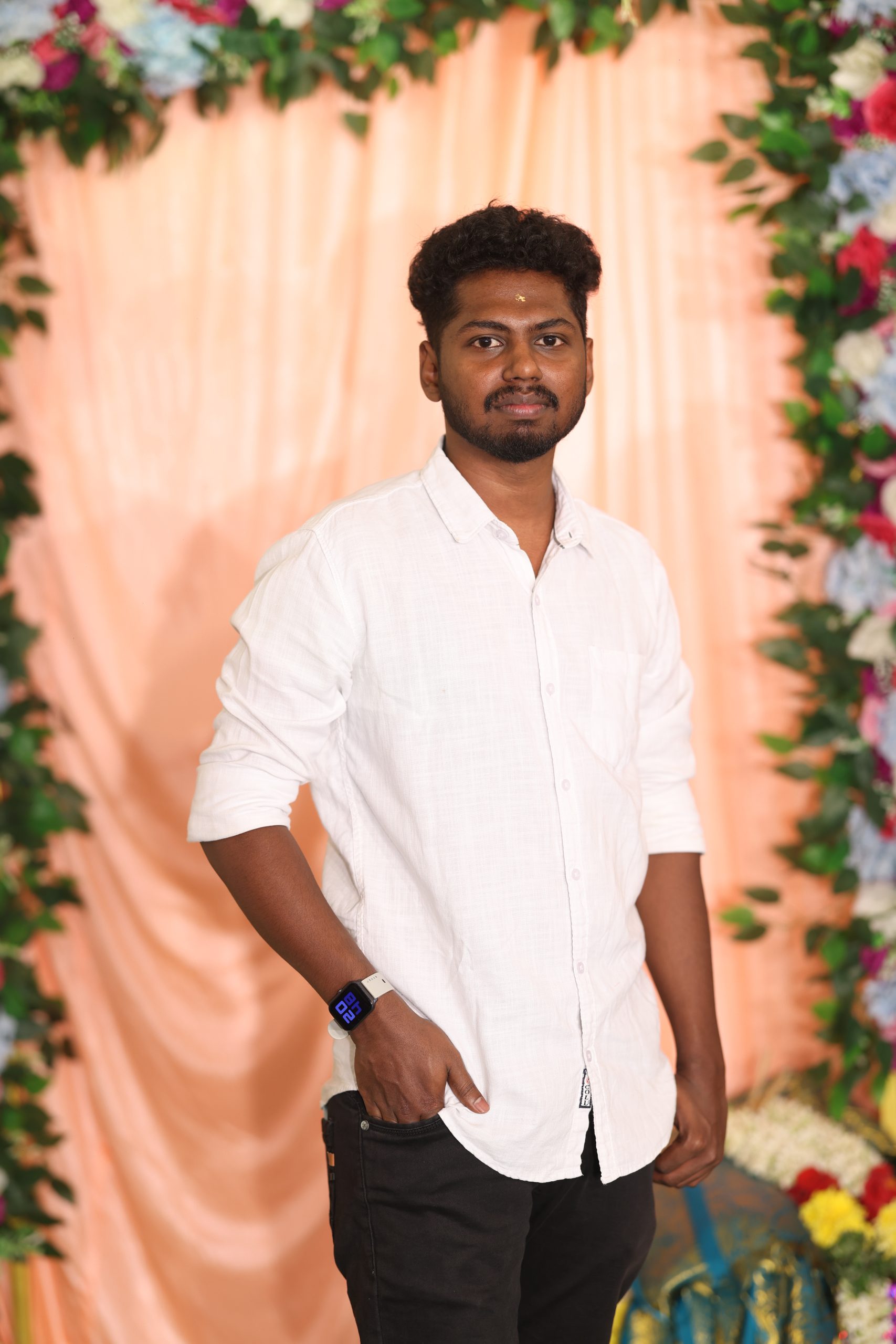 Vallarasu K - Full Stack Developer & Creator